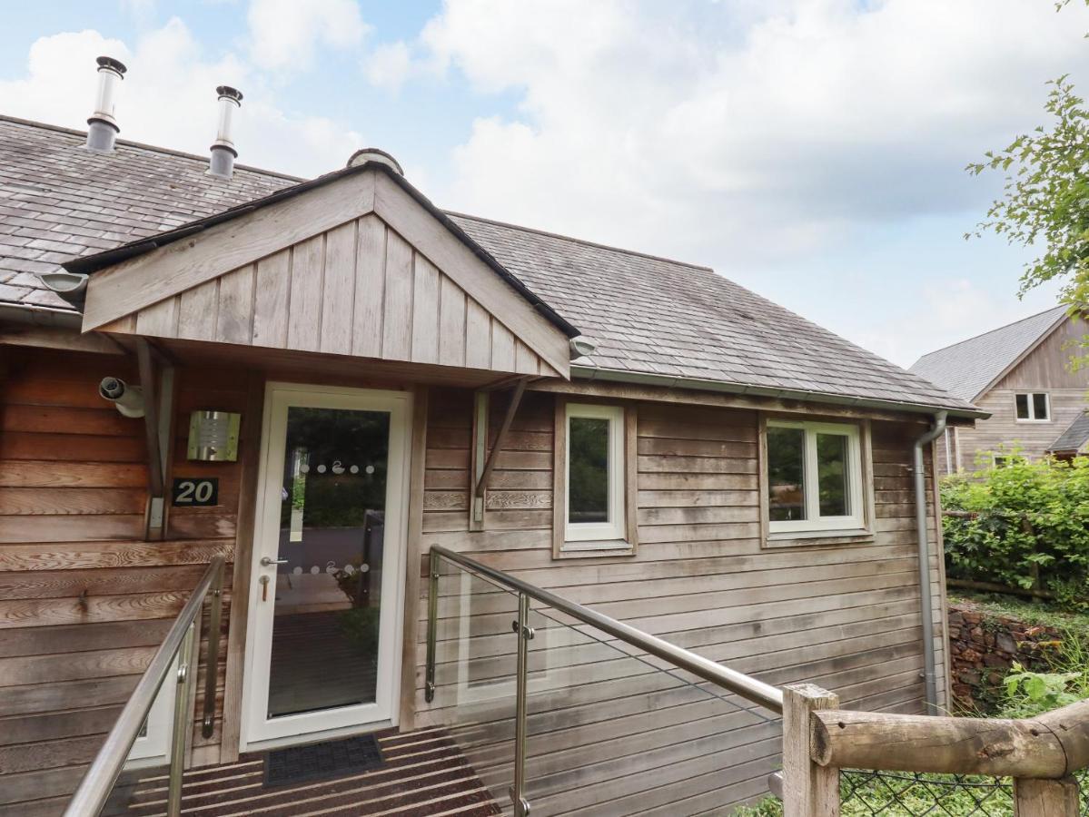 Villa Swandown, 20 Poldon Chard Exterior foto